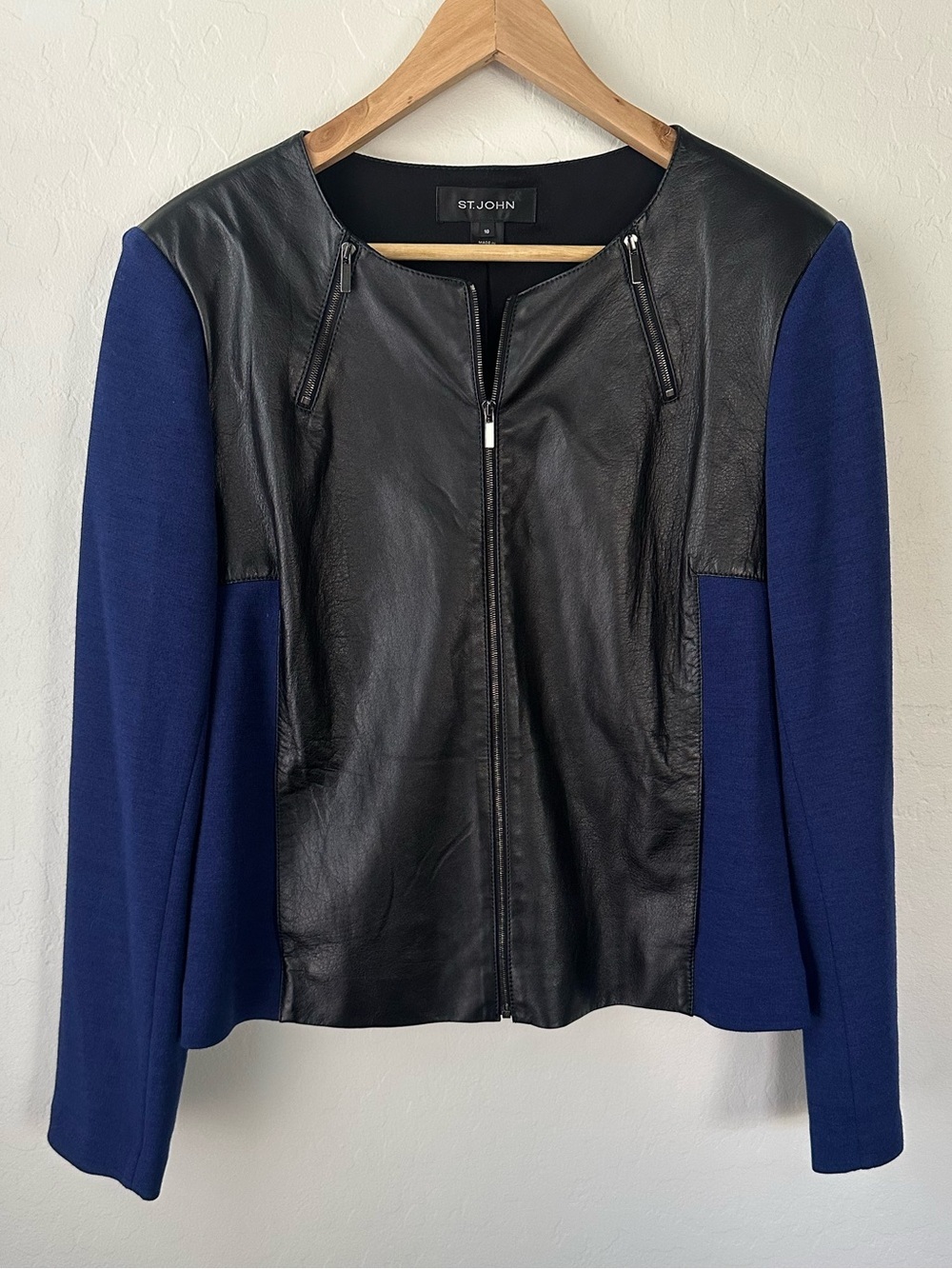 St. John Black Leather & Navy Moto Zip Front Jacket Size 10